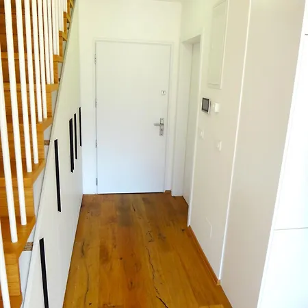 Apartment 14 Luna *
